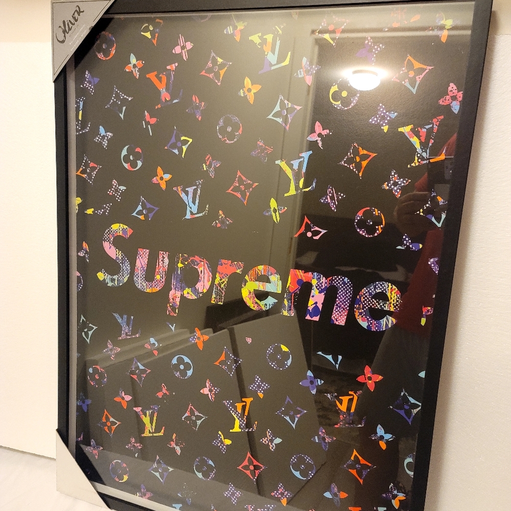 Oliver Gal 'SUPREME x LOUIS VUITTON' wall art - Picture 2 of 2